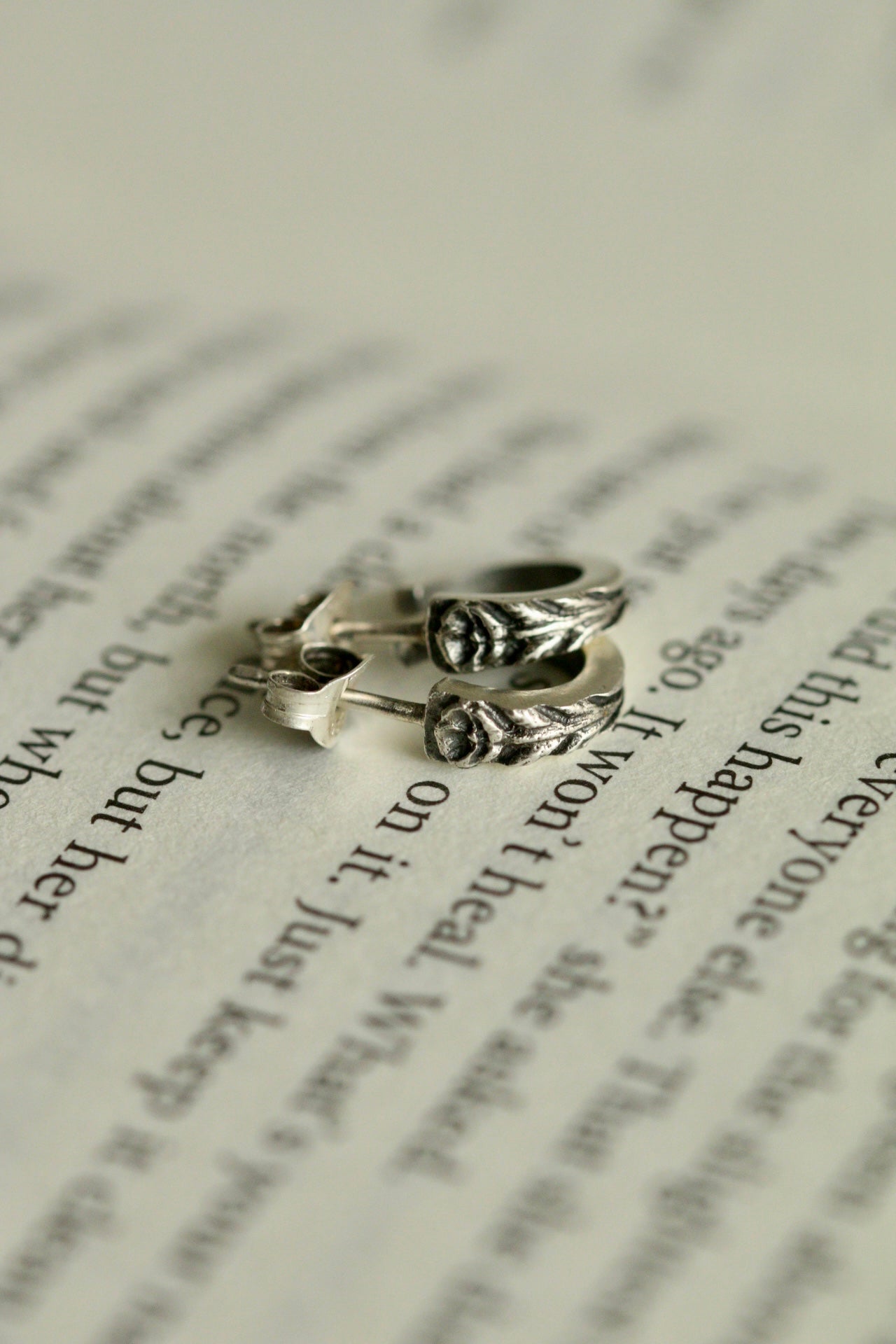 Poppy hoop earrings (preorder)