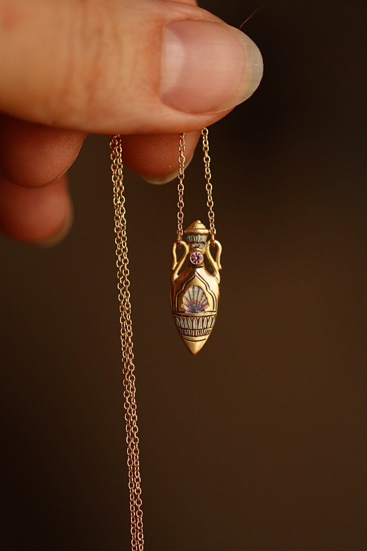 solid 14k gold amphora pendant with shell and sapphire