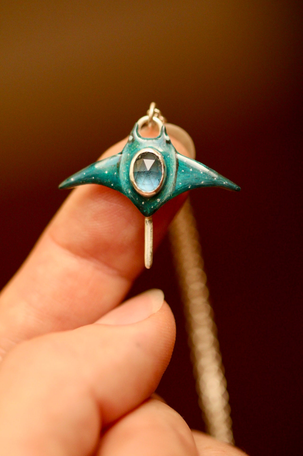 Large Manta ray pendant