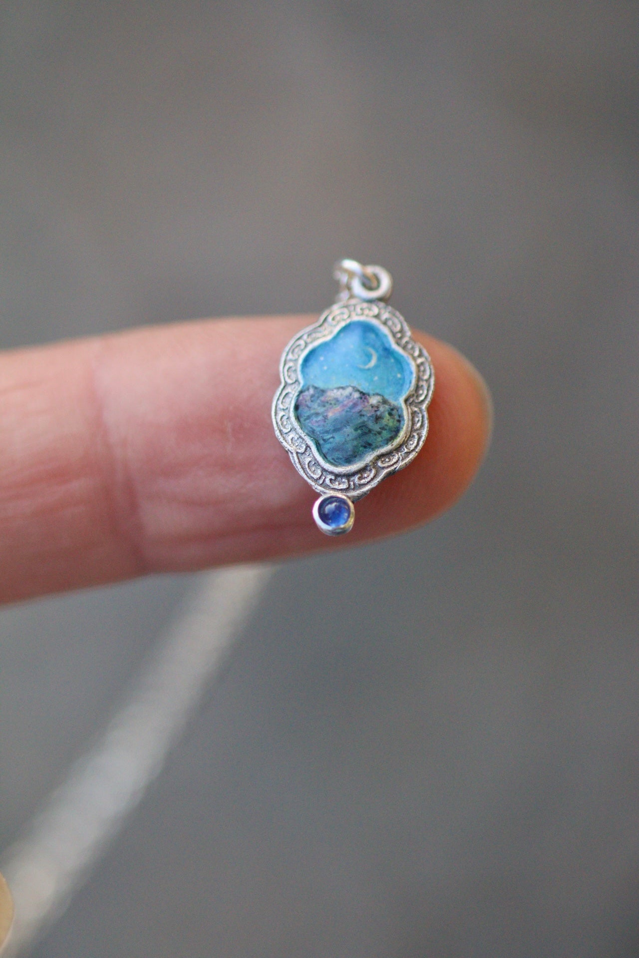 Take me to the mountains portal pendant