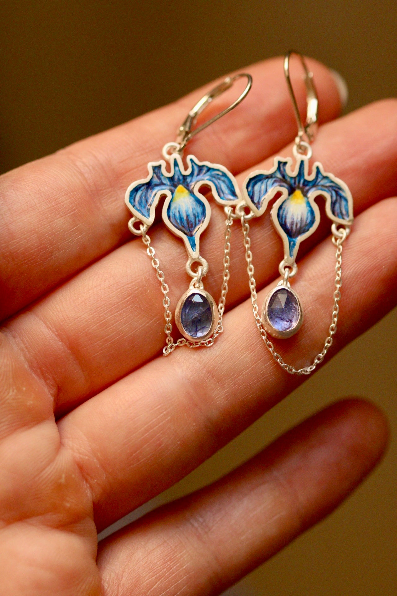Iris earrings (pair A)