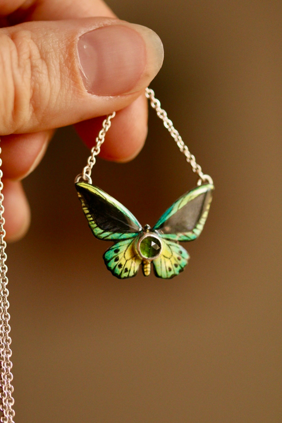 Queen Alexandra’s bird wing pendant